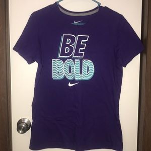 Nike T-shirt